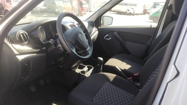 car-image