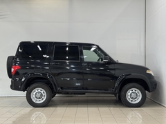 car-image