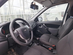 car-image