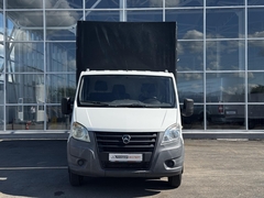 car-image